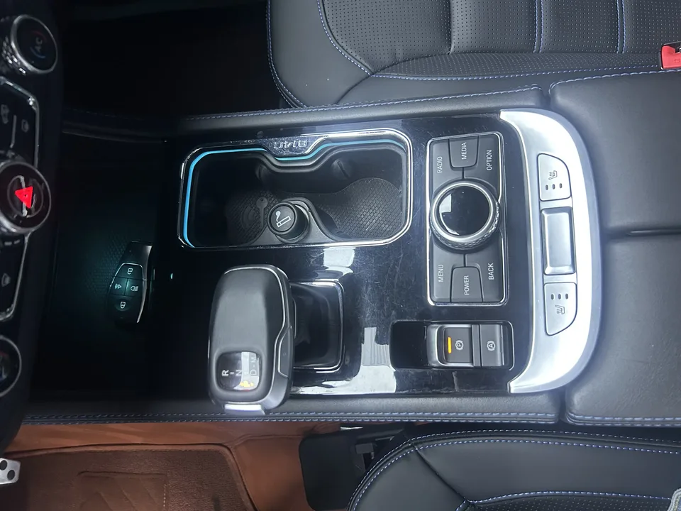 BAIC Beijing Off-road BJ40 2.0D Automatic 4WD Blade Hero Edition Knight Edition 2023 — миниатюра 4
