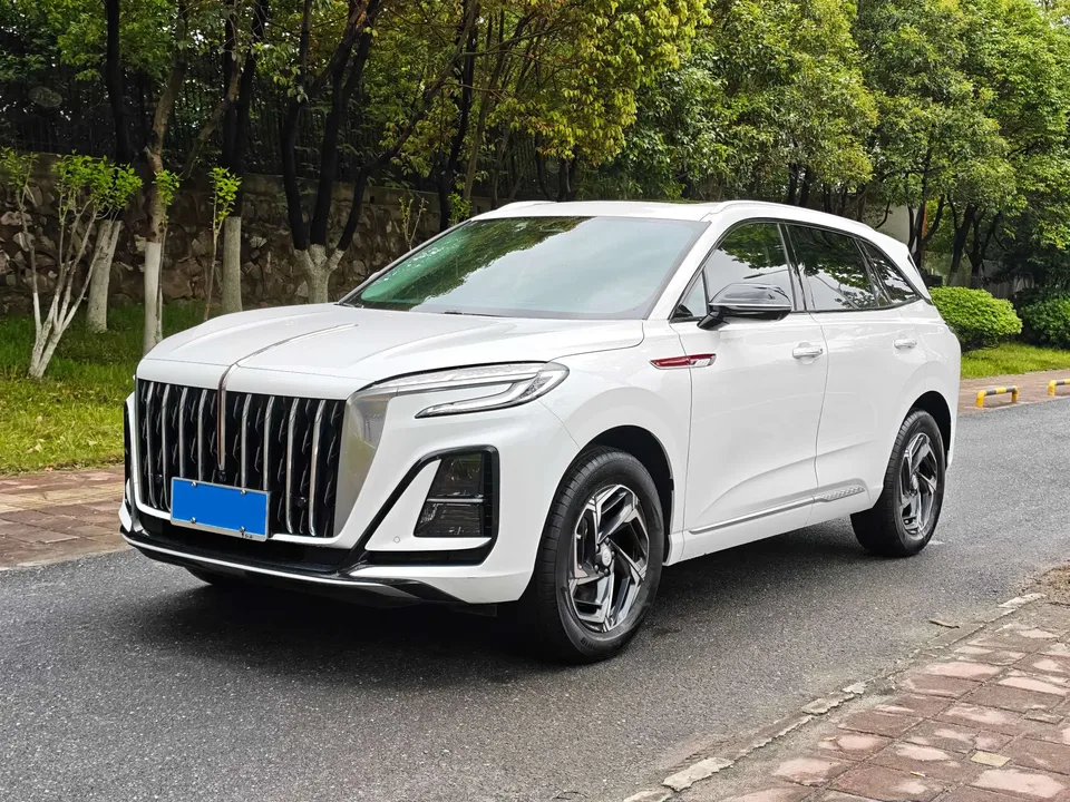 Hongqi HS3 2025