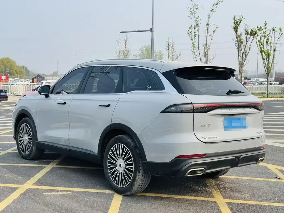 Chery Tiggo 8L 2.0T Automatic Premium Edition 2025 — миниатюра 4