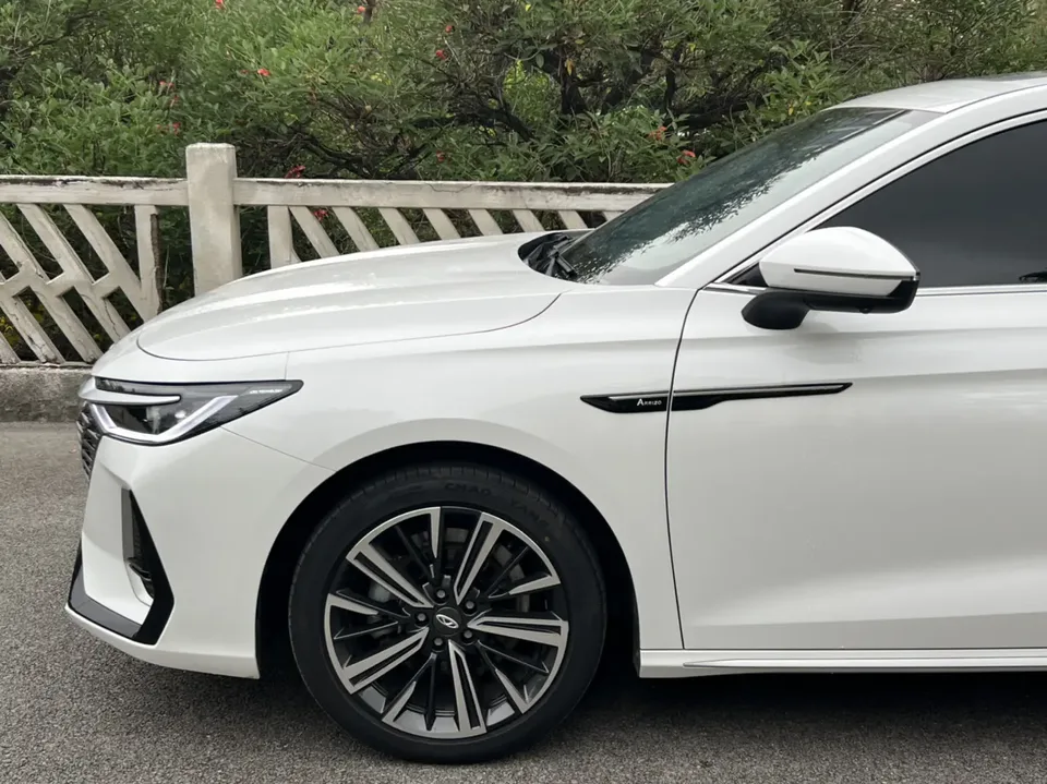 Chery Arrizo 8 1.6TGDI DCT 2023 — миниатюра 3