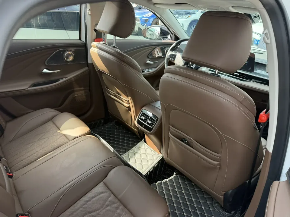 Chery Arrizo 8 2.0T DCT 2025 — миниатюра 3