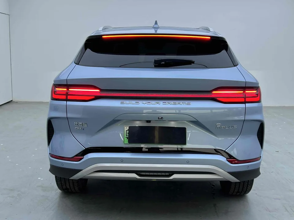 BYD Song PLUS DM DM-i Champion Edition 150KM Flagship PLUS 5G 2024 — миниатюра 2