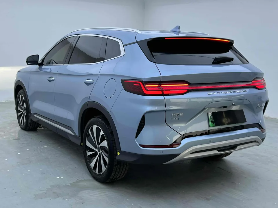 BYD Song PLUS DM DM-i Champion Edition 150KM Flagship PLUS 5G 2024 — миниатюра 4