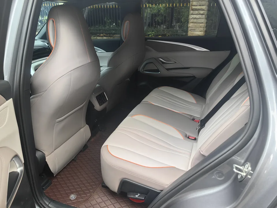 BYD Song Pro DM DM-i Honor Edition 71km Pilot Edition 2024 — миниатюра 5