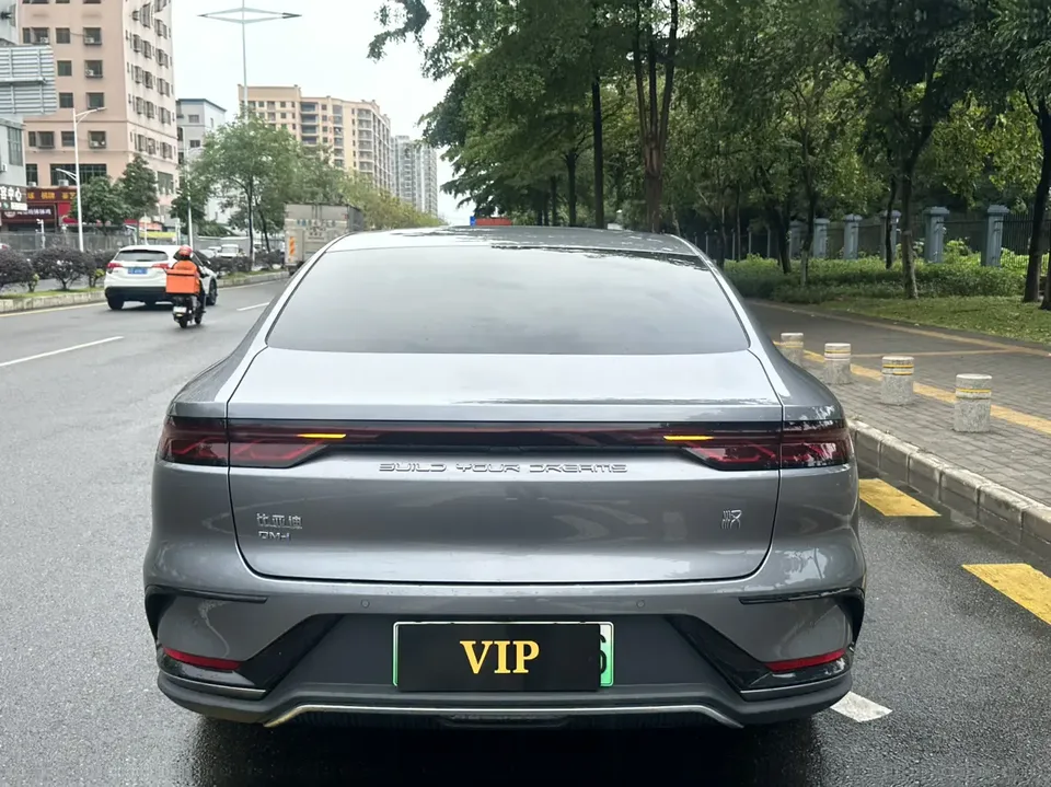 BYD Han DM DM-i 121KM Premium Edition 2022 — миниатюра 2