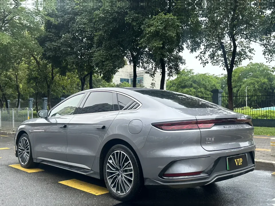 BYD Han DM DM-i 121KM Premium Edition 2022 — миниатюра 4