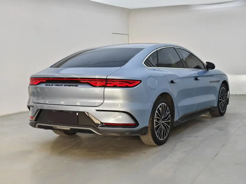 BYD Han DM DM-i Champion Edition 121KM Premium Edition 2024 — миниатюра 2