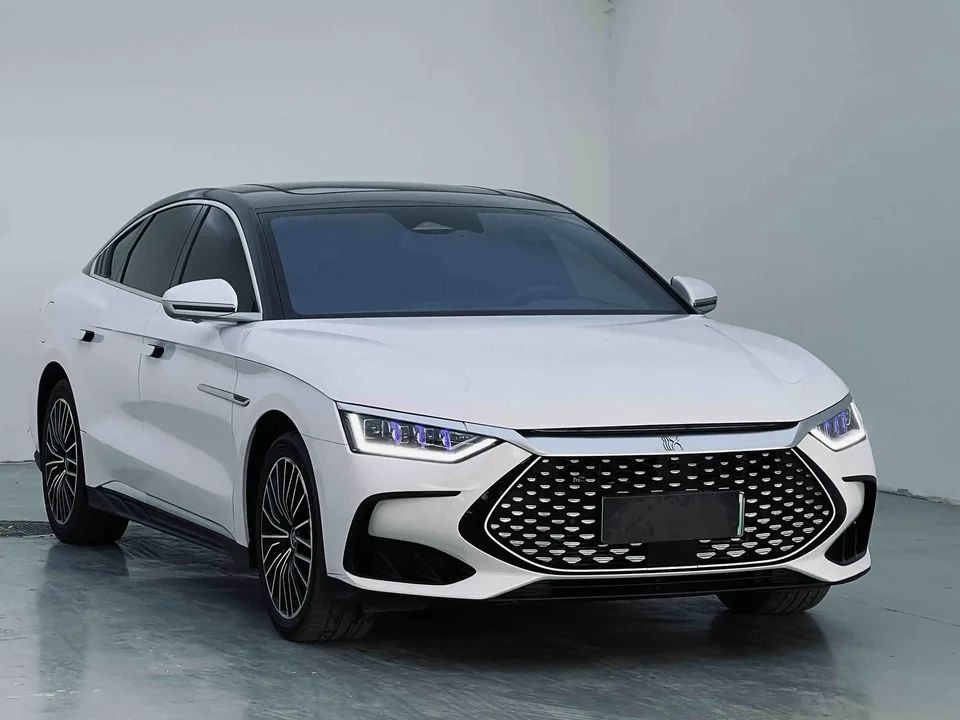 BYD Han DM DM-i 121KM Premium Edition 2023 — миниатюра 3