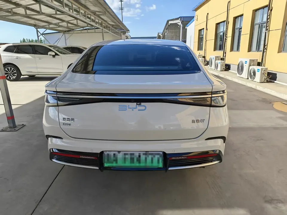 BYD Seal 07DM DM-i 70KM Elite 2025 — миниатюра 2