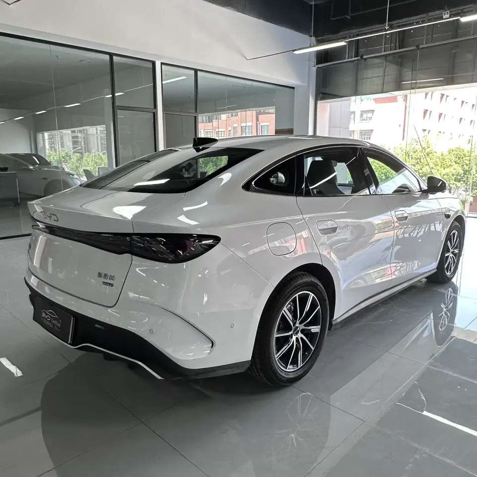 BYD Seal 06DM Intelligent Driving Edition DM-i 120KM Premium Edition 2025 — миниатюра 2