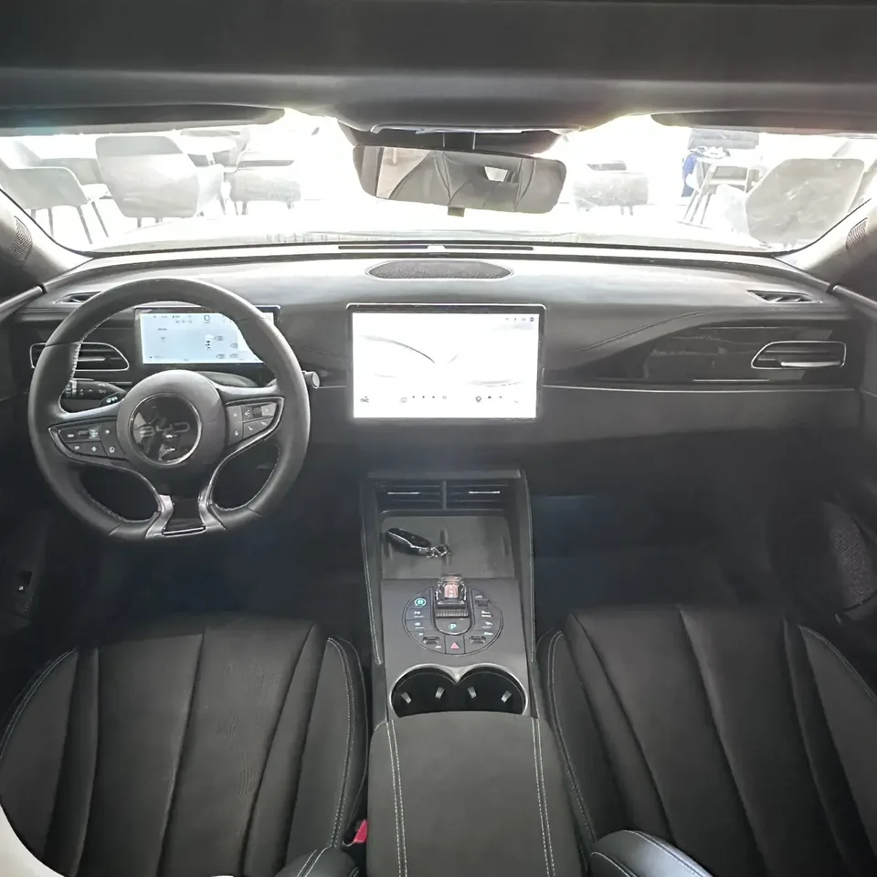 BYD Seal 06DM Intelligent Driving Edition DM-i 120KM Premium Edition 2025 — миниатюра 5