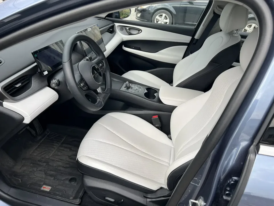 BYD Seal 05DM Intelligent Driving Edition DM-i 120KM Flagship Model 2025 — миниатюра 5