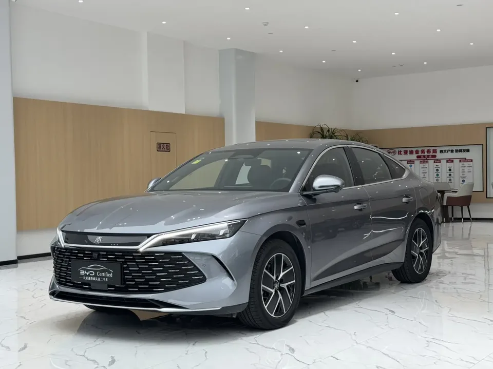 BYD Qin L DM 2025