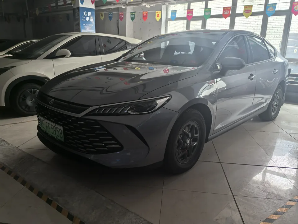 BYD Qin PLUS DM Qin PLUS DM 2025 DM-i 55KM Intelligent Driving Edition Leading Edition 2025 — photo 1, buy with delivery to Moscow
