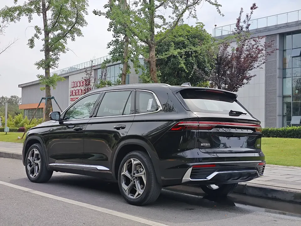 Geely Monjaro 2.0TD 2WD Xingyun Edition 2025 — миниатюра 5