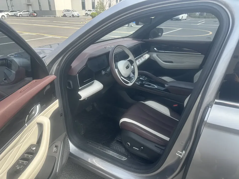 Geely Monjaro Xingyue L 2024 2.0TD High Power Automatic 2WD Yunqi Edition 2024 — миниатюра 3