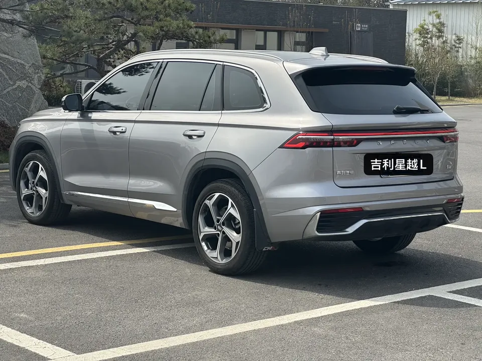 Geely Monjaro Xingyue L 2024 2.0TD High Power Automatic 2WD Yunqi Edition 2024 — миниатюра 4