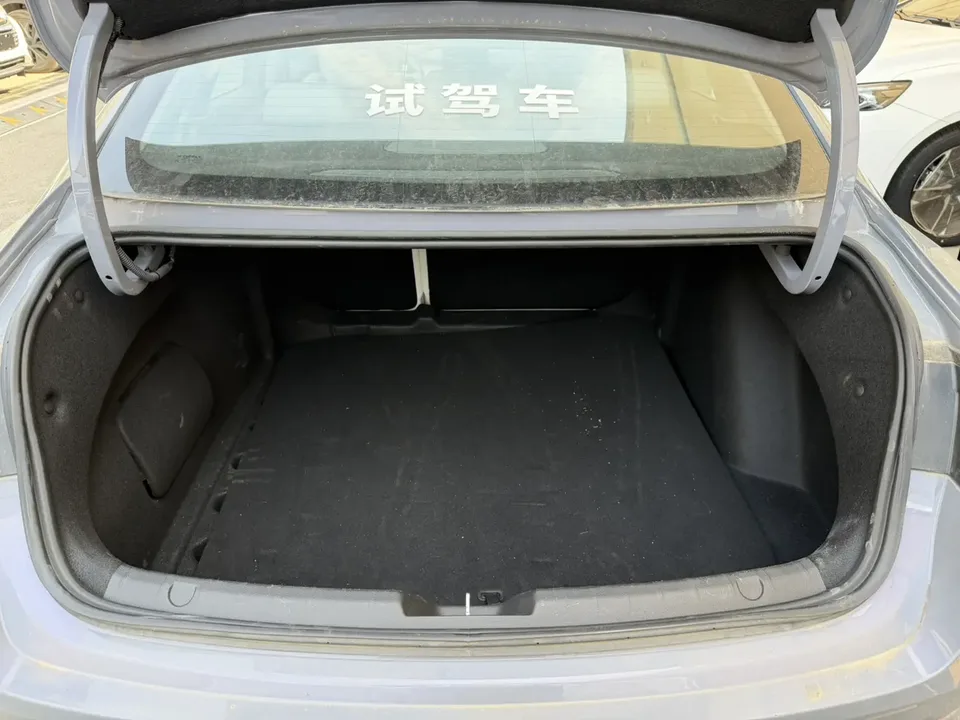 Geely Xing Rui Xingrui 2024 Hybrid 1.5TD Tiangong Edition 2024 — миниатюра 5