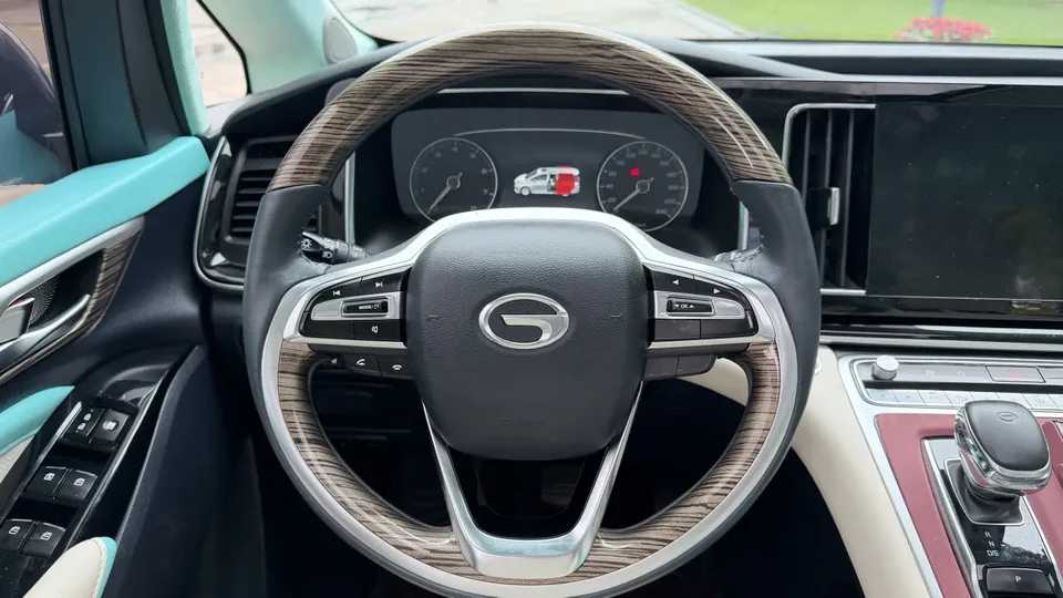 GAC Trumpchi M8 Trumpchi M8 2023 Lingxiu Series 390T Exclusive Edition 2022 — миниатюра 5