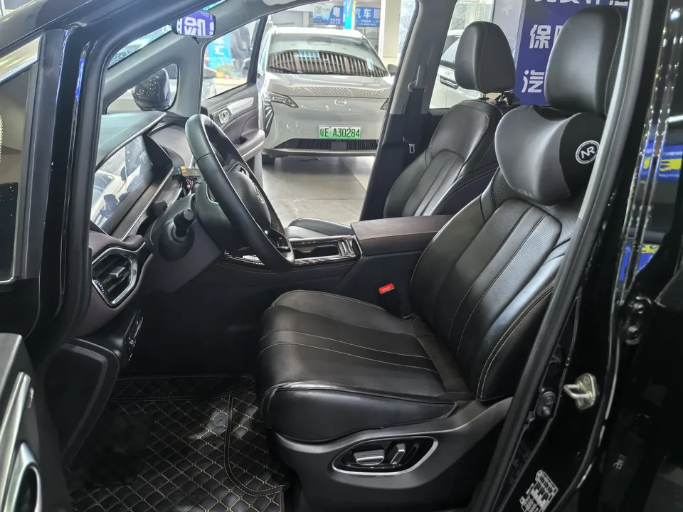 GAC Trumpchi M6 Trumpchi M6 2023 PRO 270T WDCT Luxury Edition 2023 — миниатюра 4