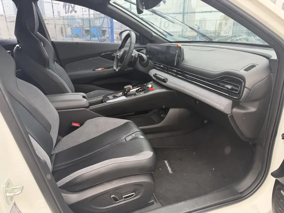 GAC Trumpchi Shadow Leopard 400T Automatic R Max Edition 2024 — миниатюра 5