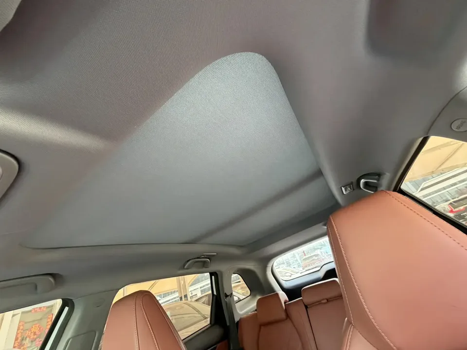 Changan CS75PLUS third generation 1.5T automatic premium model 2023 — миниатюра 3