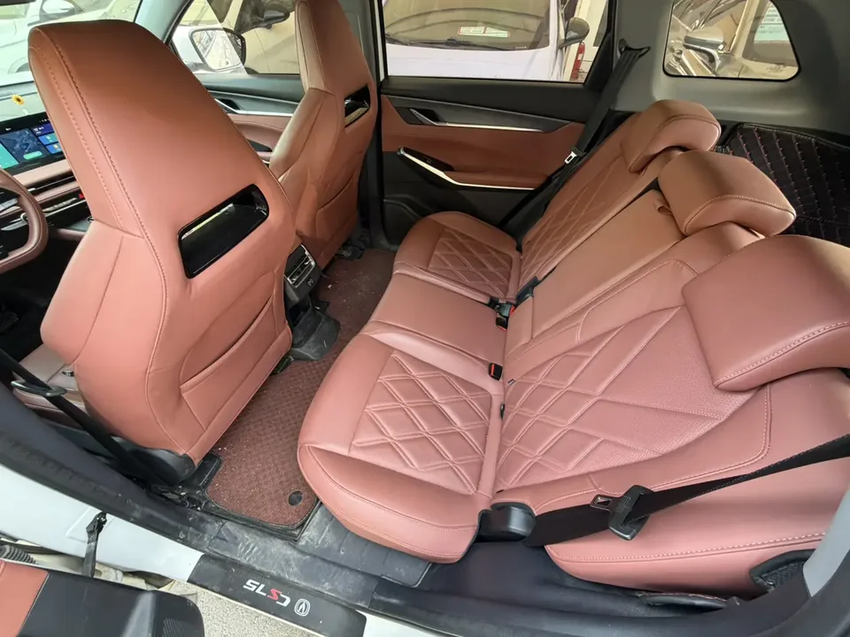 Changan CS75PLUS third generation 1.5T automatic premium model 2023 — миниатюра 5