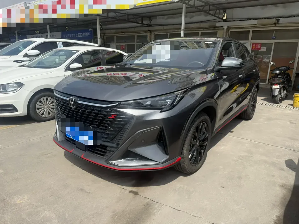 Changan X5 Plus Changan X5 PLUS 2024 1.5T DCT Intelligent Leading Type 2025 — фото 1, купить с доставкой в Москву