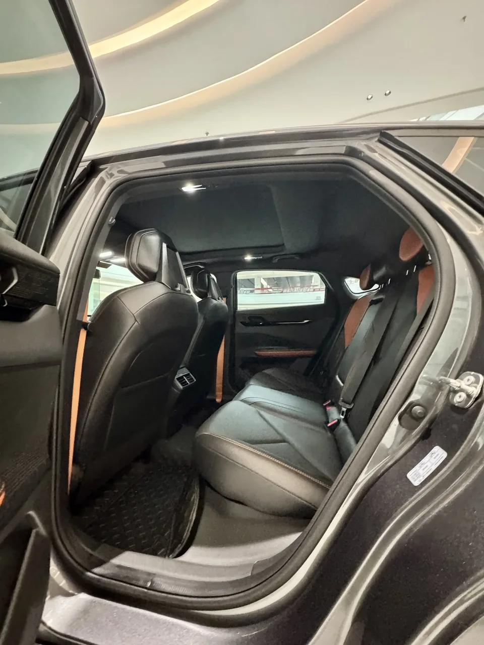 Changan UNI-V Changan UNI-V 2022 1.5T Premium 2023 — thumbnail 4