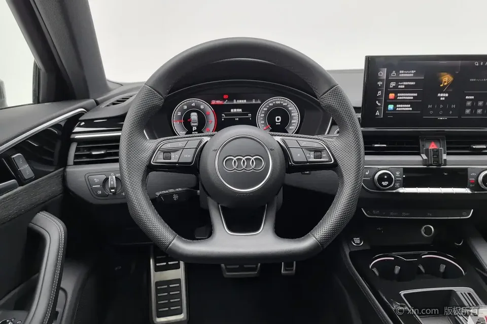 Audi a4 l Audi A4L 2024 40 TFSI luxury and dynamic model 2023 — миниатюра 3