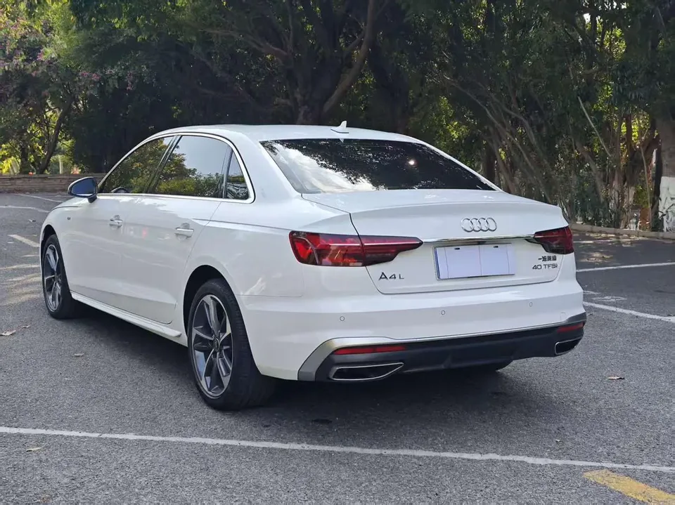 Audi a4 l Audi A4L 2024 40 TFSI Fashion Dynamic Edition 2024 — миниатюра 2