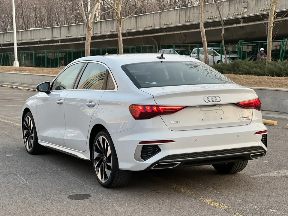 Audi A3 Audi A3 2024 A3L Limousine 35 TFSI Fashion Sports 2024 — миниатюра 2