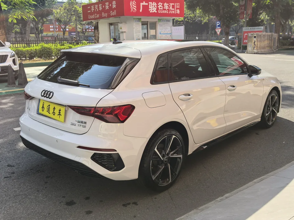 Audi A3 A3 2023 Sportback 35 TFSI stylish and sporty 2023 — thumbnail 2