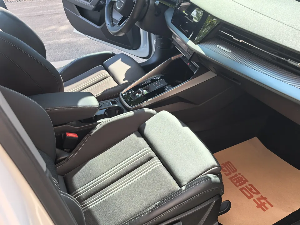 Audi A3 A3 2023 Sportback 35 TFSI stylish and sporty 2023 — thumbnail 4
