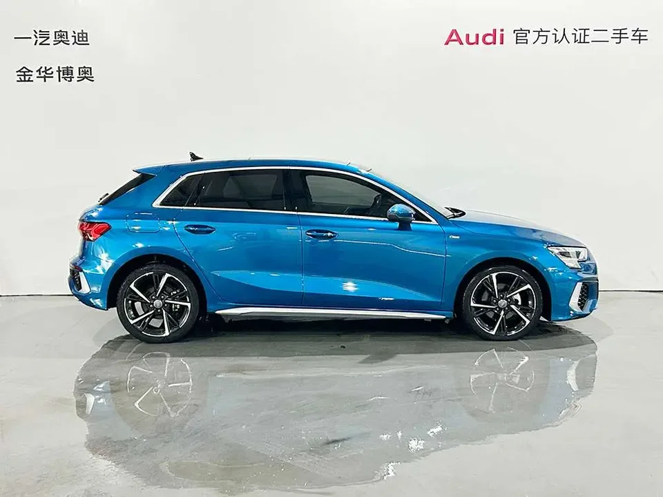 Audi A3 A3 2022 Sportback 35 TFSI stylish and sporty 2022 — миниатюра 2