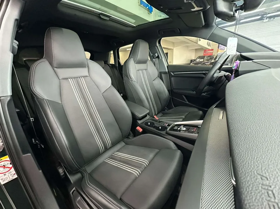 Audi A3 Sportback 35 TFSI stylish and sporty 2022 — миниатюра 5