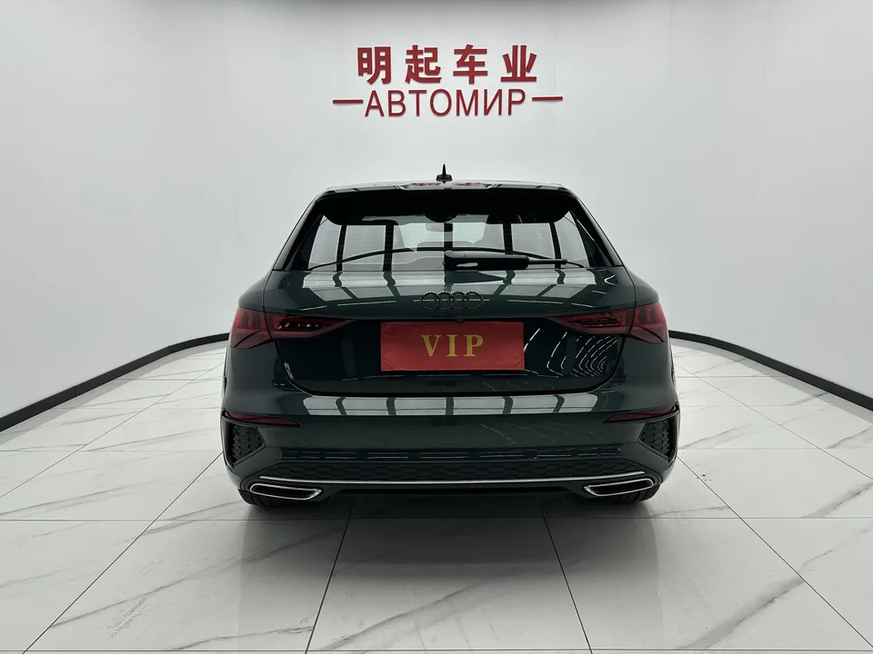 Audi A3 Sportback 35 TFSI stylish and sporty 2022 — миниатюра 2
