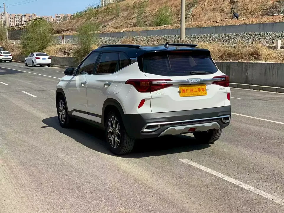 Kia Run proudly Run proudly 2021 1.5L CVT Trend Edition 2023 — thumbnail 4