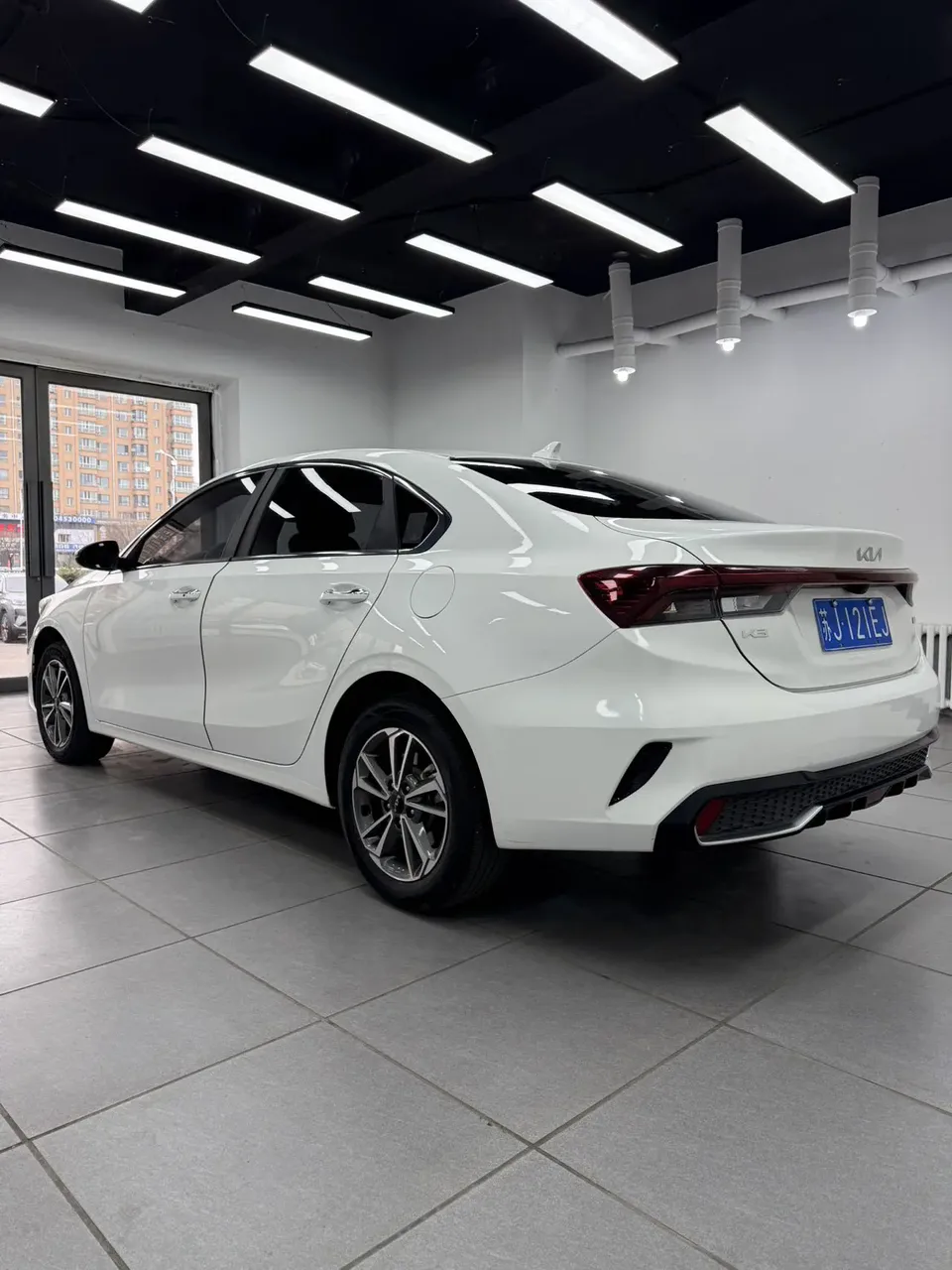 Kia K3 1.5L IVT Deluxe Edition 2023 — миниатюра 2
