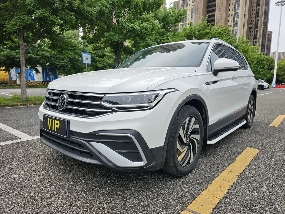 Volkswagen Tiguan L 2022