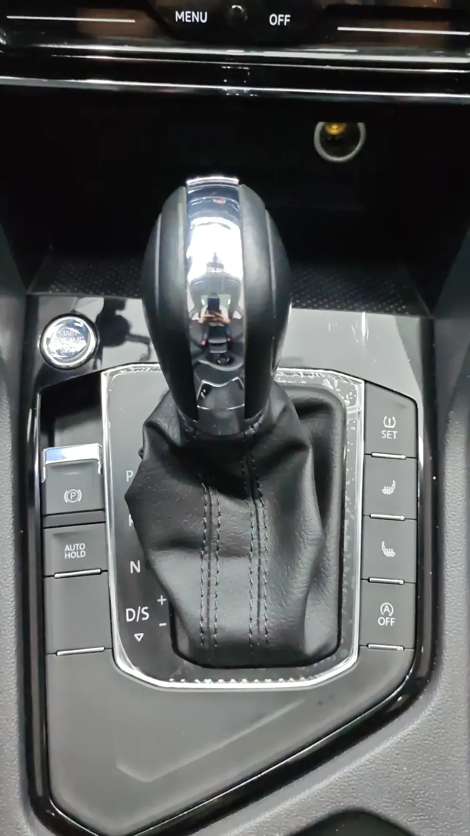 Volkswagen Tharu 2021 Tuyue 280TSI 2WD Comfort Edition 2022 — миниатюра 4