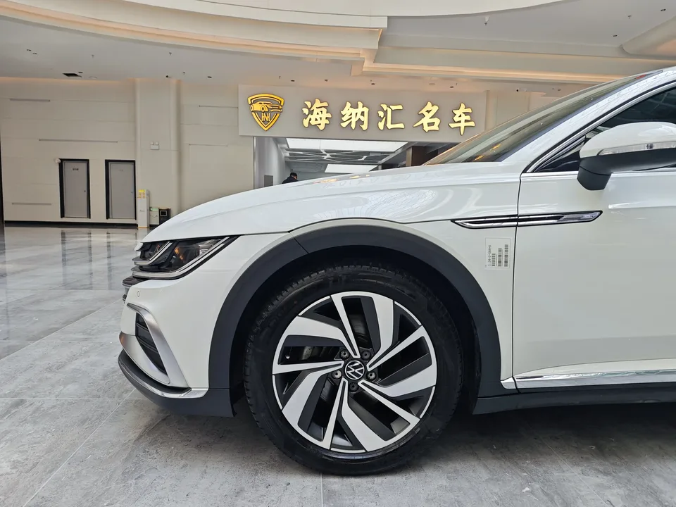 Volkswagen Arteon Volkswagen CC 2021 hunting vehicle 330TSI hunting version 2022 — миниатюра 3