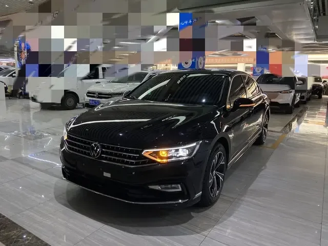 Volkswagen Magotan Magotan 2023 2 million commemorative edition 280TSI DSG comfort model 2023 — фото 1, купить с доставкой в Москву