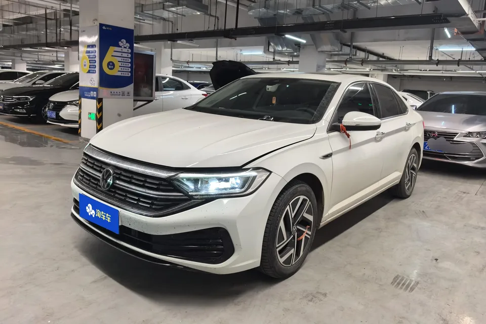 Volkswagen Sagitar 2023