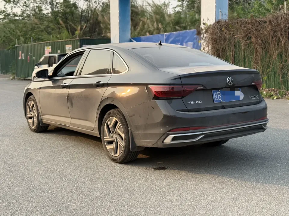 Volkswagen Sagitar Sagitar 300TSI DSG Beyond Edition 2024 — миниатюра 4