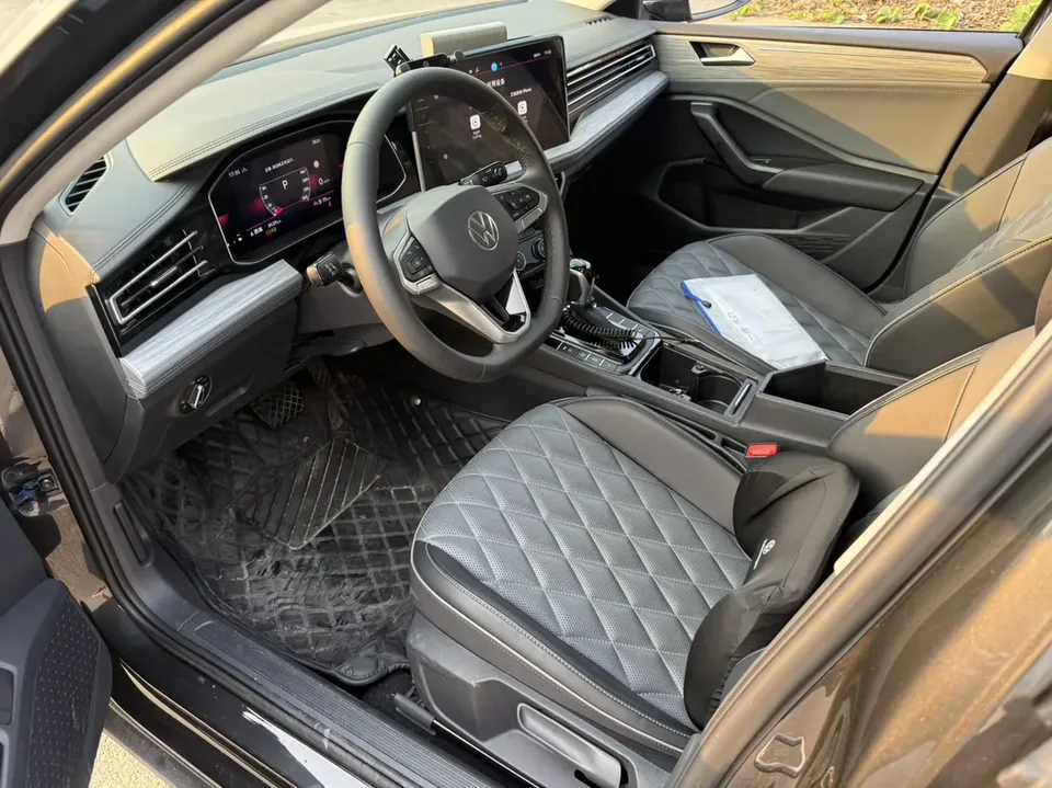 Volkswagen Sagitar Sagitar 300TSI DSG Beyond Edition 2024 — миниатюра 5
