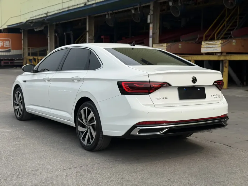 Volkswagen Sagitar 2023 Sagitar 300TSI DSG Beyond Edition 2023 — миниатюра 4