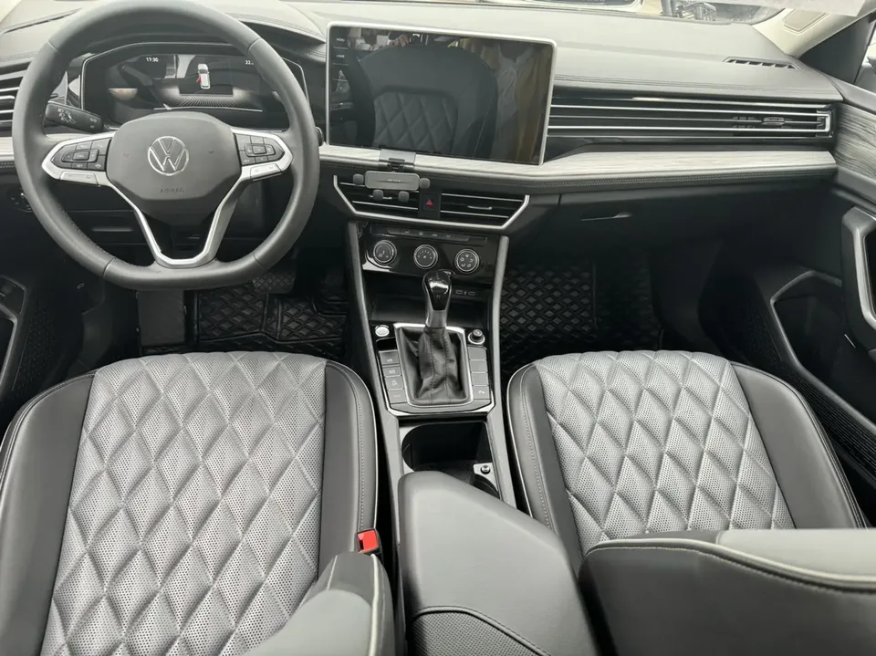 Volkswagen Sagitar 2023 Sagitar 300TSI DSG Beyond Edition 2023 — миниатюра 5