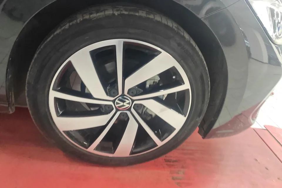 Volkswagen Sagitar 2023 Sagitar 300TSI DSG Beyond Edition 2024 — миниатюра 3