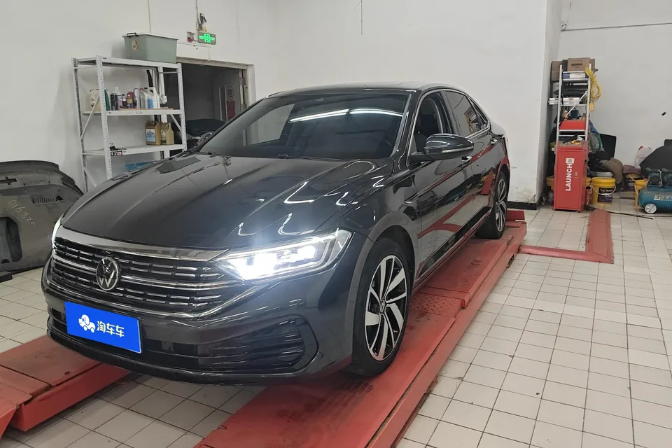 Volkswagen Sagitar 2024